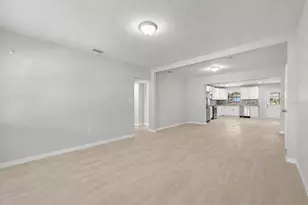 6612 N 23rd St, Tampa, FL 33610 - Photo 6