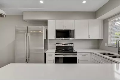 9030 Blind Pass Road #C9, Saint Petersburg, FL 33706 - Photo 10
