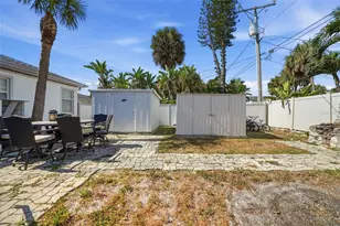 726 Mandalay Ave, Clearwater Beach, FL 33767 - Photo 32