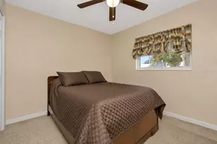 12212 Floral Ln, Thonotosassa, FL 33592 - Photo 14