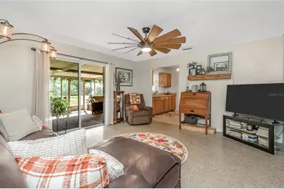 12212 Floral Lane, Thonotosassa, FL 33592 - Photo 14