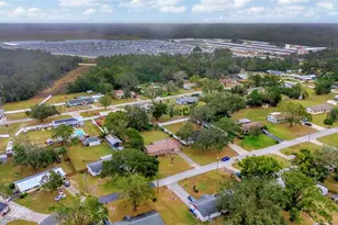 12212 Floral Ln, Thonotosassa, FL 33592 - Photo 30