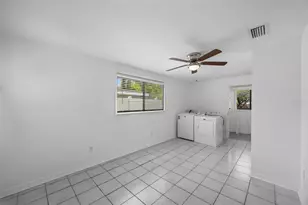 410 42nd Ave NE, Saint Petersburg, FL 33703 - Photo 10