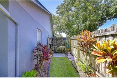 8702 Hampden Drive, Tampa, FL 33626 - Photo 16