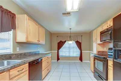 8702 Hampden Drive, Tampa, FL 33626 - Photo 8
