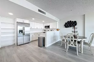 400 Island Way, Clearwater Beach, FL 33767 - Photo 6