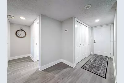 400 Island Way #1411, Clearwater Beach, FL 33767 - Photo 2