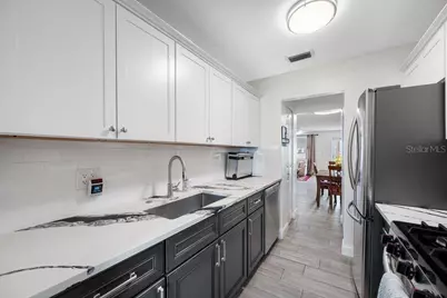 5660 80th Street N #B101, Saint Petersburg, FL 33709 - Photo 10