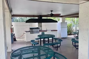 5660 80th St N, Saint Petersburg, FL 33709 - Photo 42