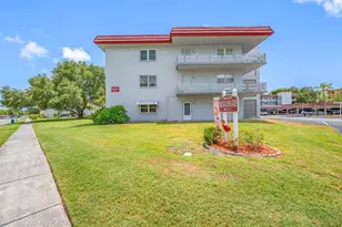 5660 80th St N, Saint Petersburg, FL 33709 - Photo 1