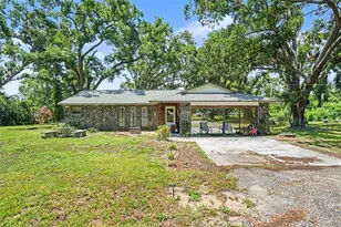 534 Leverett Rd, Seffner, FL 33584 - Photo 1