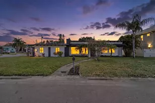63 Palm Blvd, Dunedin, FL 34698 - Photo 2