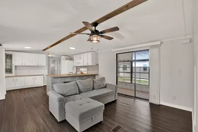 34421 Countryside Drive, Wesley Chapel, FL 33543 - Photo 4