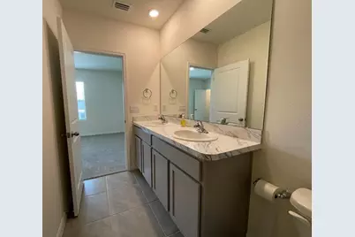 32930 Regent Canal Street, Wesley Chapel, FL 33545 - Photo 30