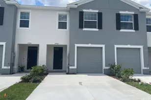 32930 Regent Canal St, Wesley Chapel, FL 33545 - Photo 46