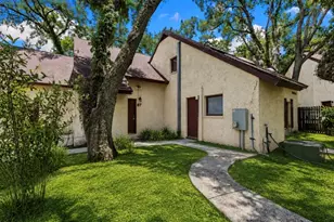 5641 Ashley Oaks Dr, Tampa, FL 33617 - Photo 1