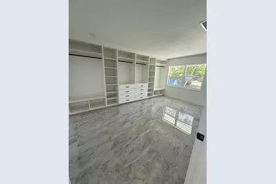 4910 Halifax Drive, Tampa, FL 33615 - Photo 10