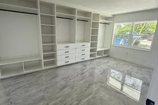 4910 Halifax Dr, Tampa, FL 33615 - Photo 10