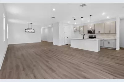 2525 Broadwing Street, Kissimmee, FL 34746 - Photo 4