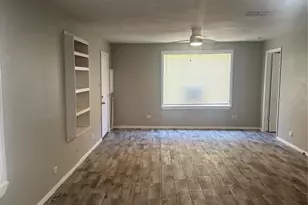 807 E Osborne Ave, Tampa, FL 33603 - Photo 2