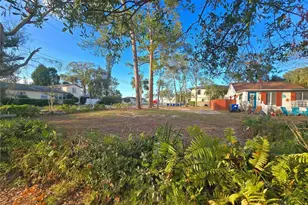 237 50th Ave N, Saint Petersburg, FL 33703 - Photo 1