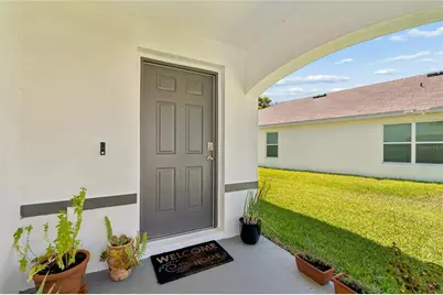 13756 Whiskey Daisy Drive, Dade City, FL 33525 - Photo 10