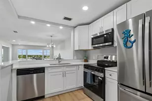 100 Bluff View Dr, Belleair Bluffs, FL 33770 - Photo 8