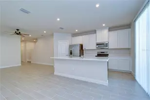 20253 Lou Angela Ln, Lutz, FL 33558 - Photo 10