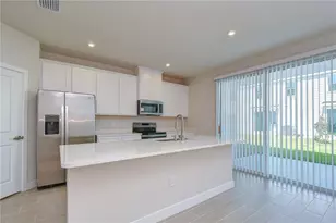 20253 Lou Angela Ln, Lutz, FL 33558 - Photo 14