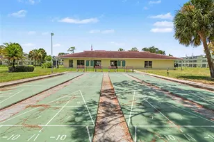 4890 Bay St NE, Saint Petersburg, FL 33703 - Photo 24
