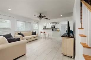 1147 James Ave S, Saint Petersburg, FL 33705 - Photo 4