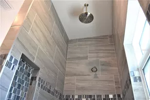 6706 Burlington Ave, Saint Petersburg, FL 33710 - Photo 8