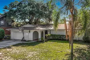 5126 Rolling Hills Ct, Tampa, FL 33617 - Photo 48