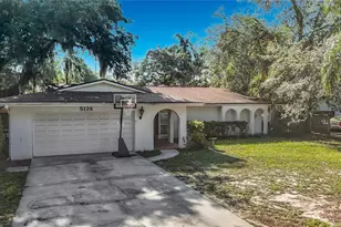 5126 Rolling Hills Ct, Tampa, FL 33617 - Photo 2