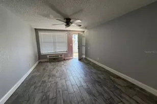 1400 Strawberry Pl, Plant City, FL 33563 - Photo 6