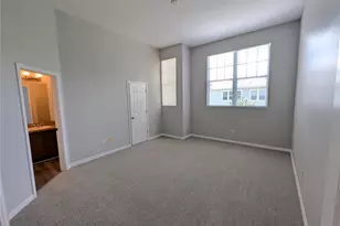 8319 King Blossom Ct, Tampa, FL 33615 - Photo 14