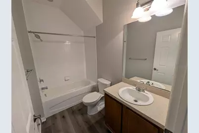 8319 King Blossom Court, Tampa, FL 33615 - Photo 30