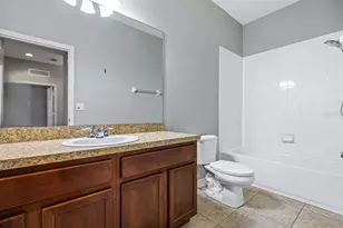5221 Bannister Park Lane, Lithia, FL 33547 - Photo 10