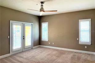 601 Casabella Cir, Tampa, FL 33609 - Photo 20
