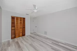 8046 Bayhaven Dr, Seminole, FL 33776 - Photo 32