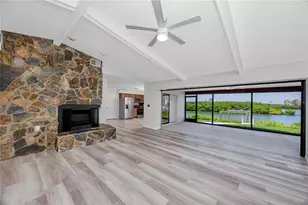 8046 Bayhaven Dr, Seminole, FL 33776 - Photo 14