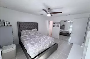 9975 87th St, Seminole, FL 33777 - Photo 16