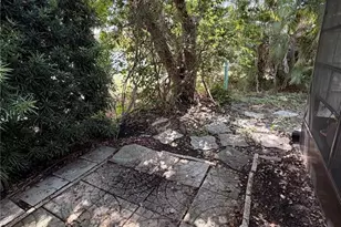 9975 87th St, Seminole, FL 33777 - Photo 22