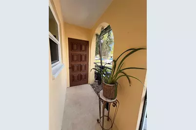 9975 87th Street, Seminole, FL 33777 - Photo 2