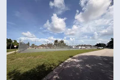 9975 87th Street, Seminole, FL 33777 - Photo 28
