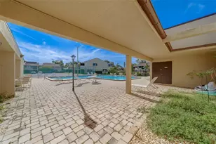 890 N Village Dr N, Saint Petersburg, FL 33716 - Photo 34