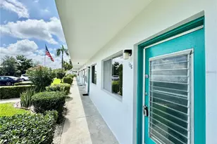 8305 111th St, Seminole, FL 33772 - Photo 2