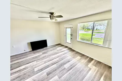 8305 111th Street #108, Seminole, FL 33772 - Photo 4