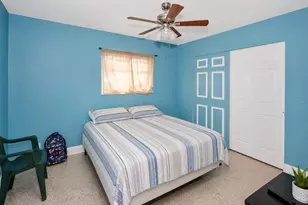 3232 59th Way N, Saint Petersburg, FL 33710 - Photo 10