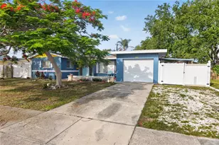 3232 59th Way N, Saint Petersburg, FL 33710 - Photo 2